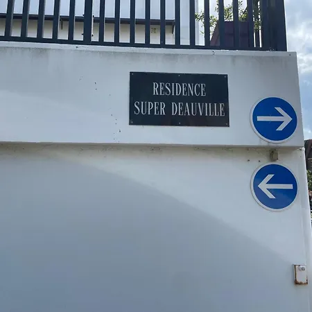 Super Deauville 2 Pieces Cosy Proche Plein Sud דירה *